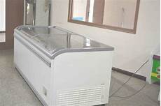 Horizontal island Freezers